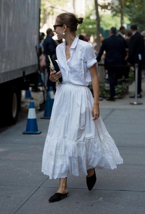 21. Effortless Elegance in a Flowing White Ensemble