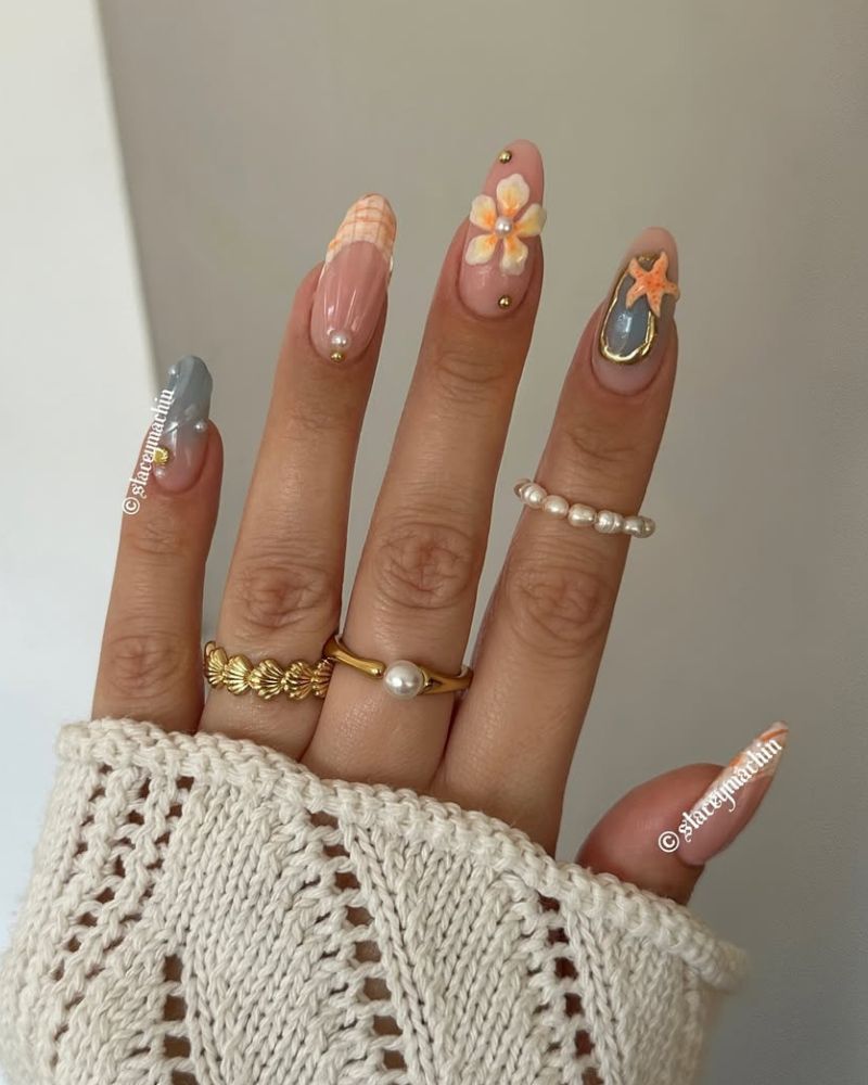 simple summer nails with sea nail art elements