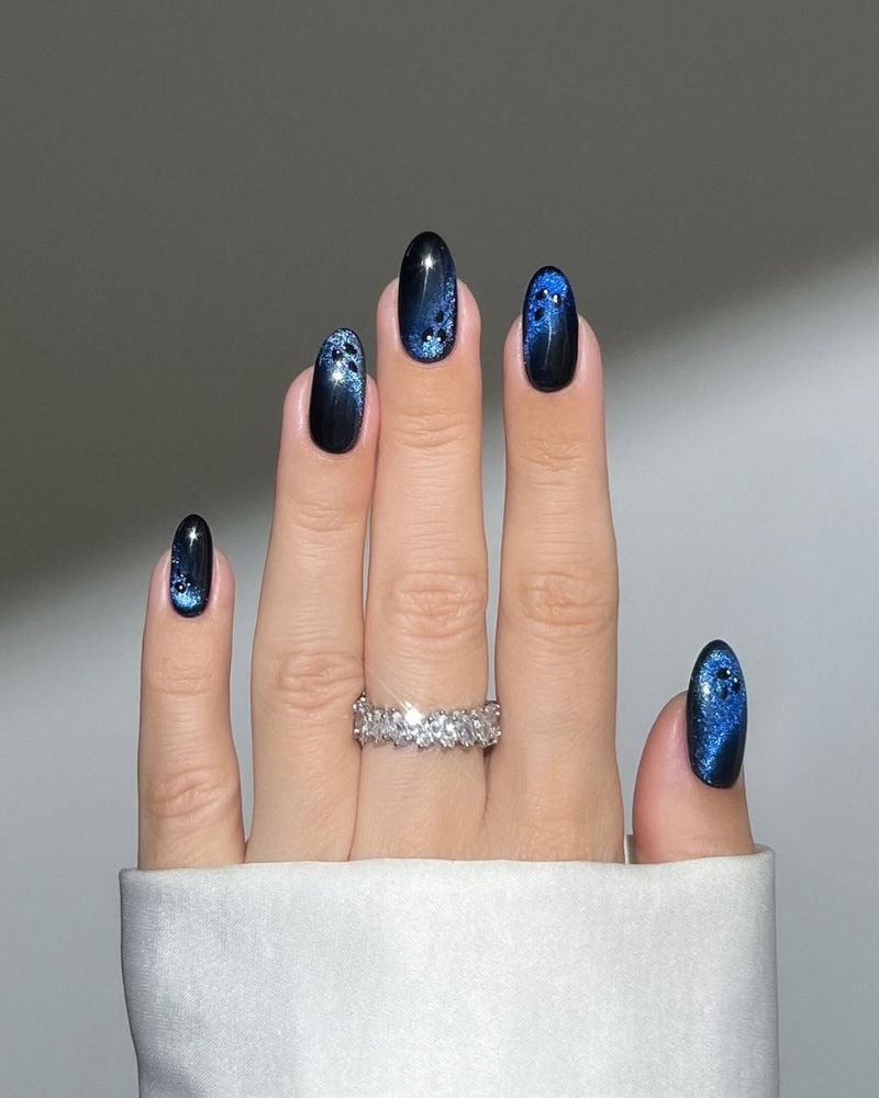 dark blue nails, classy nails