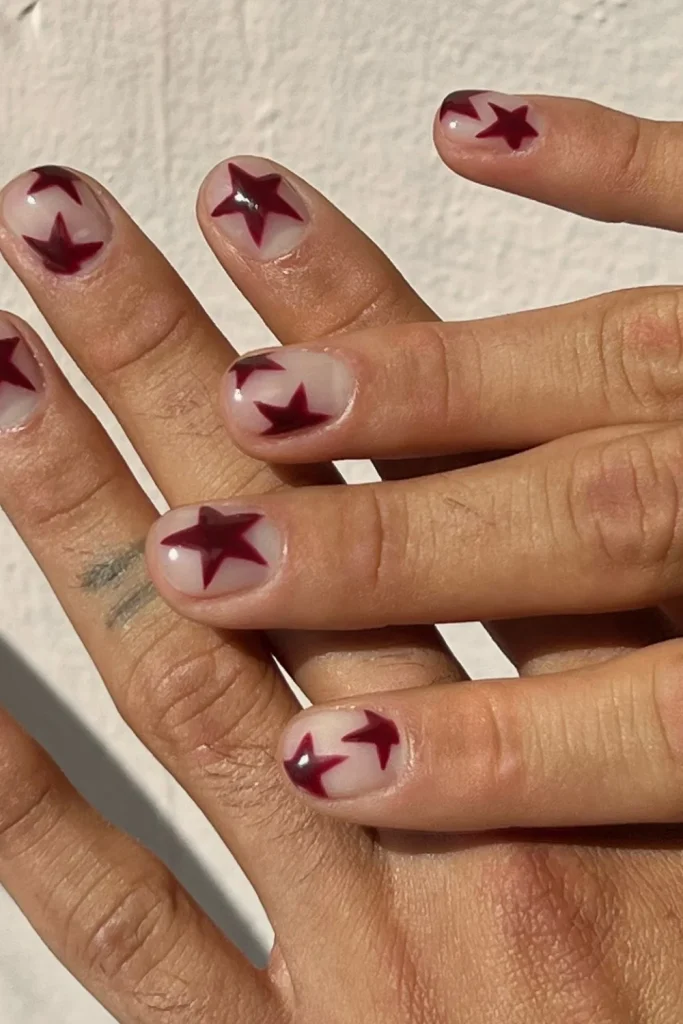 Short Nude Nails with Red Stars