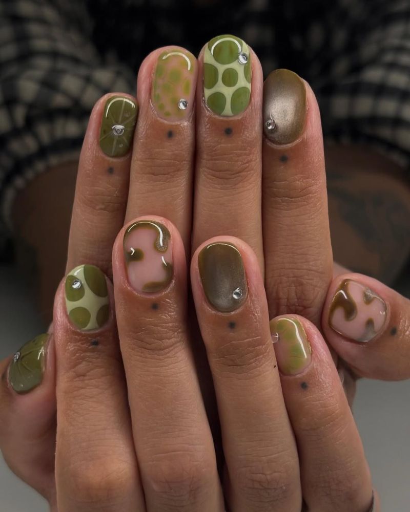 short green nails for spring