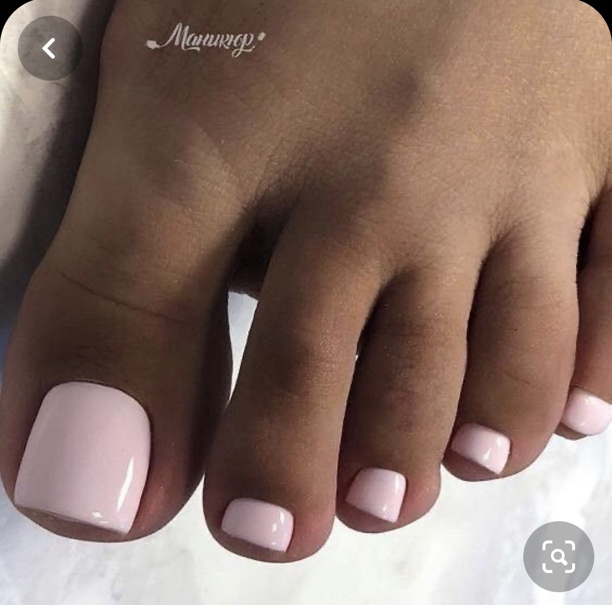 light pink toe nails