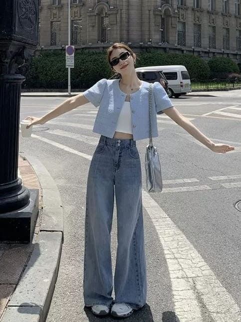 10. Chic Pastel Blues Meet Effortless Street Style