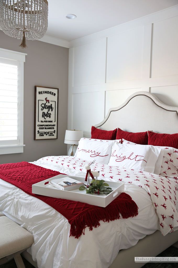 Holiday bedroom details