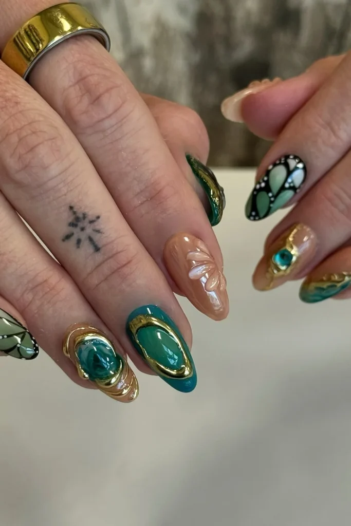 Emerald Statement Nails