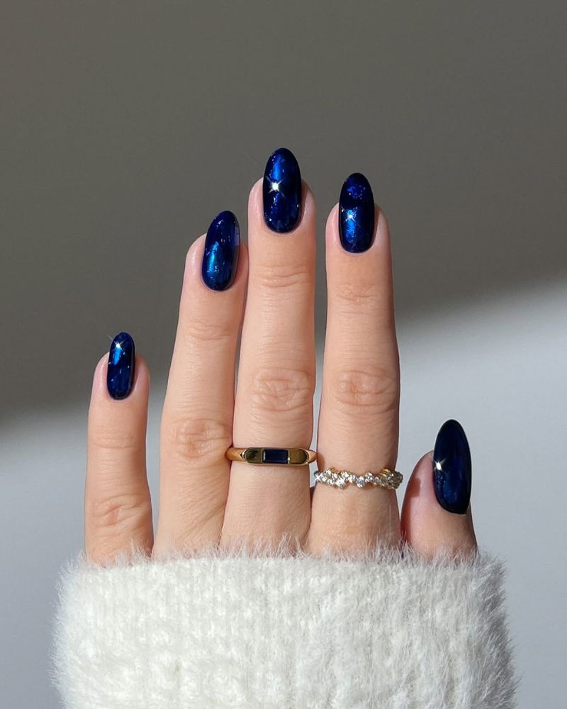 dark blue nails, navy blue nails