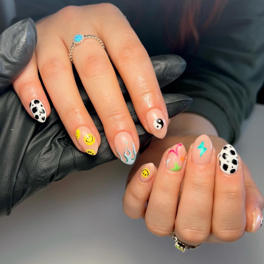 Mix and match different summer nail designs