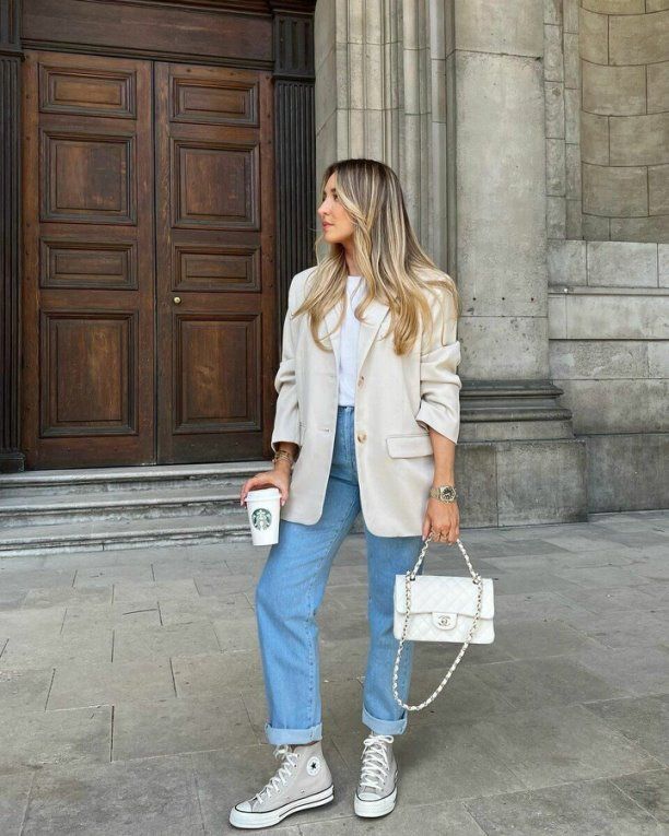 Spring Outfits for Women Over 30 - Wardrobe 2024 17 Ideas: A Blend of Elegance and Comfort
