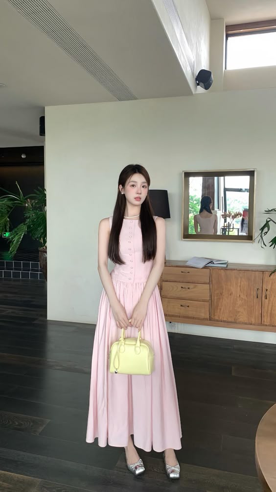 12. Effortless Elegance in Soft Pink: A Spring Statement