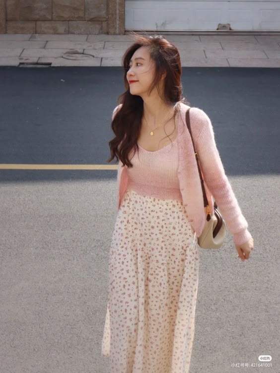 36. Soft Pink Elegance Meets Spring Florals