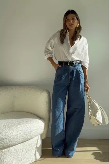 38. Effortless Elegance in Relaxed Denim