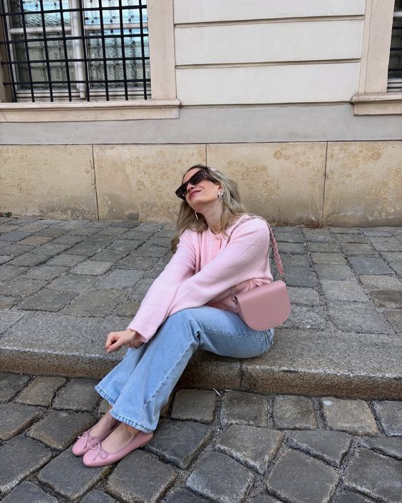 35+ Lovely Soft Pink Spring Outfits to Brighten Your Wardrobe