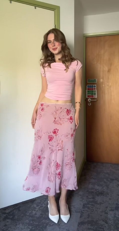19. Soft Pink Elegance with Floral Flair