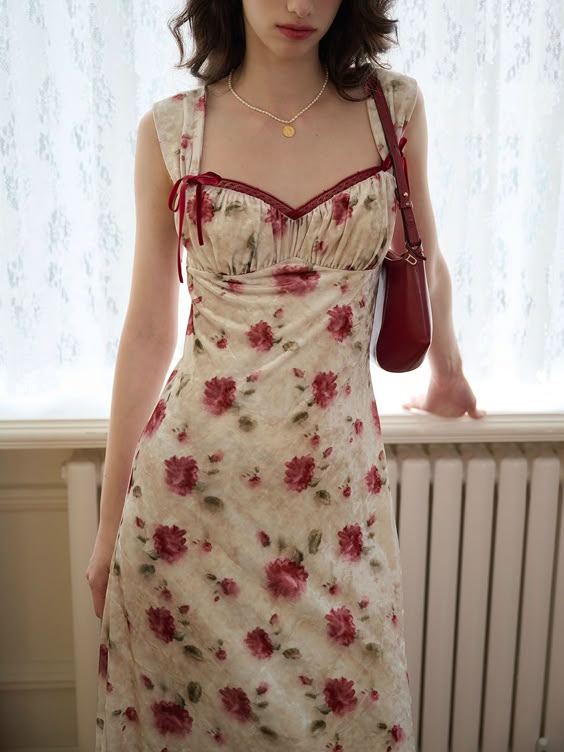 26. A Romantic Blend of Rose Red and Floral Elegance