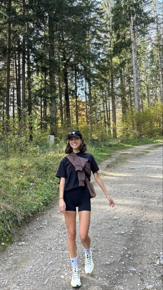 Where Sporty Meets Chic for an Adventurous Look