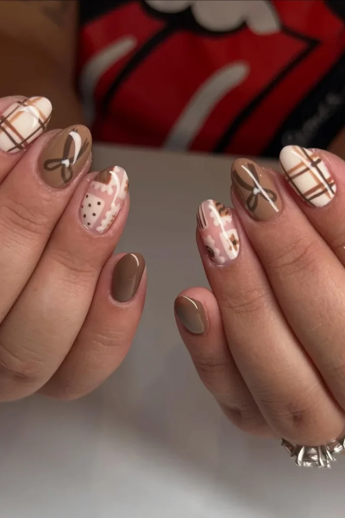 Cozy Neutral Mix Nails