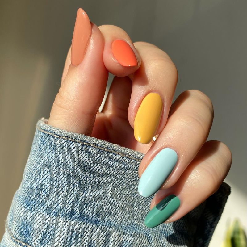 Pastel Sunset Skittle Nails
