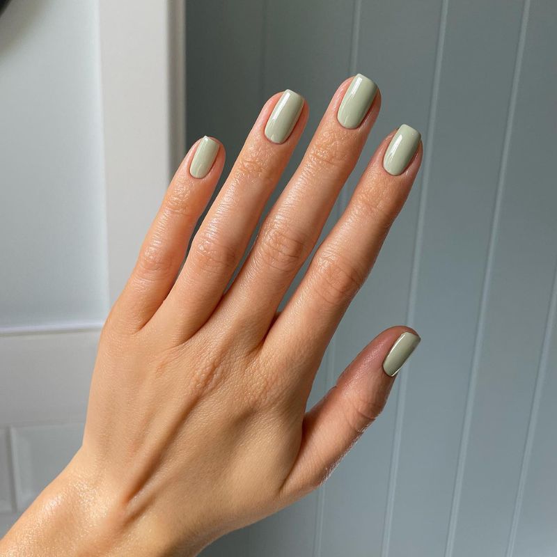 Soft Sage Short Nails