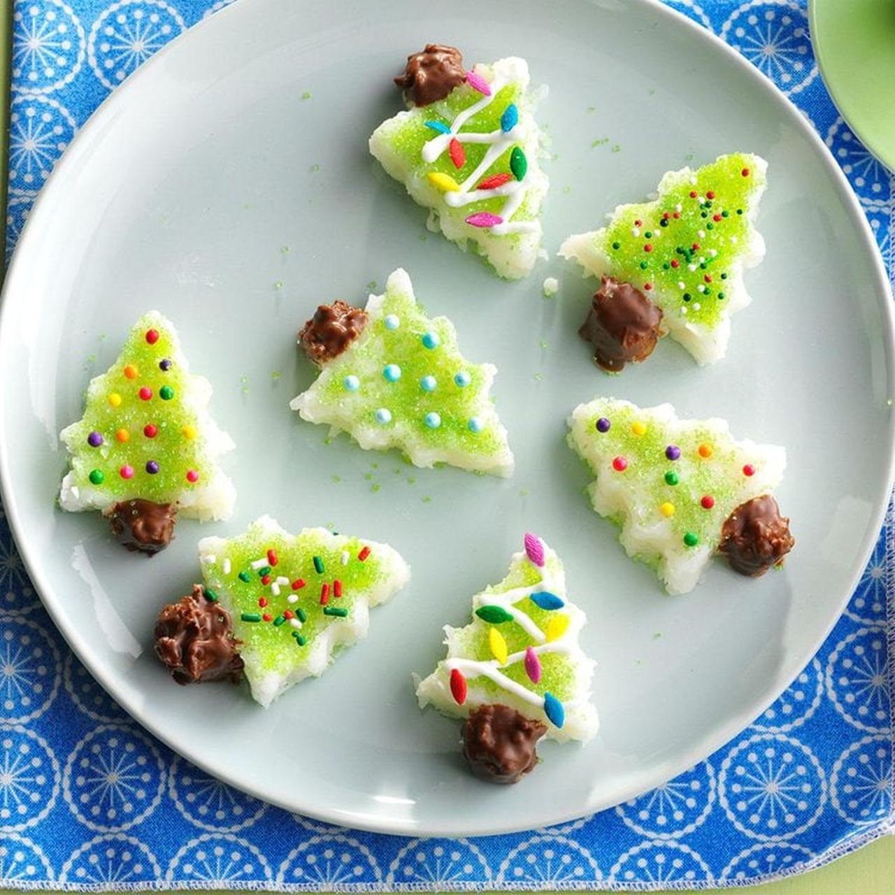  Coconut Yule Trees