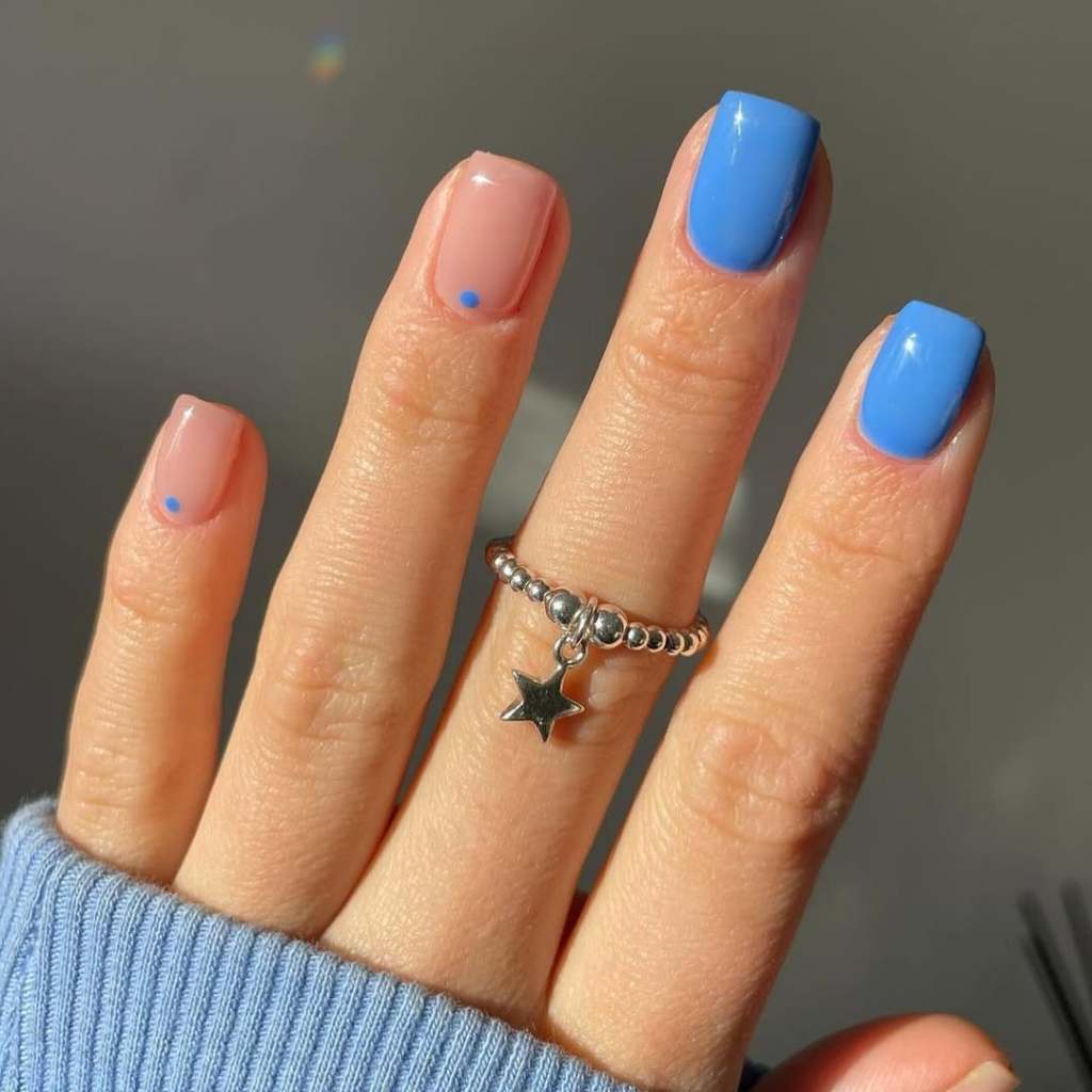 trendy short blue simple nail designs with cute dots on two fingers